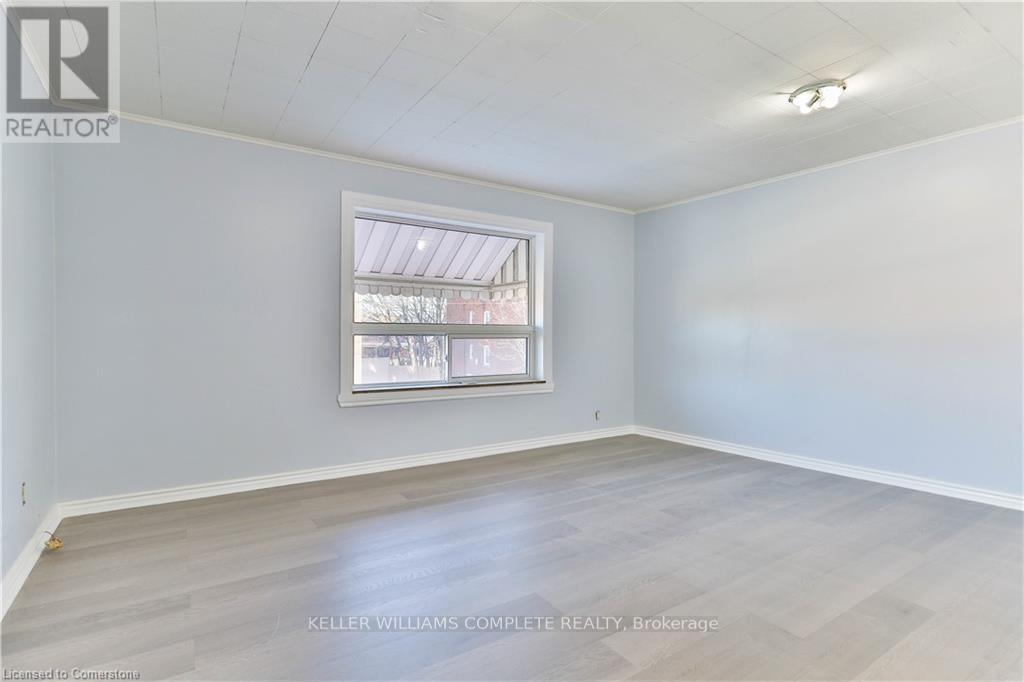 1256 King Street E, Hamilton (Gibson), Ontario  L8M 1G8 - Photo 9 - X11957913