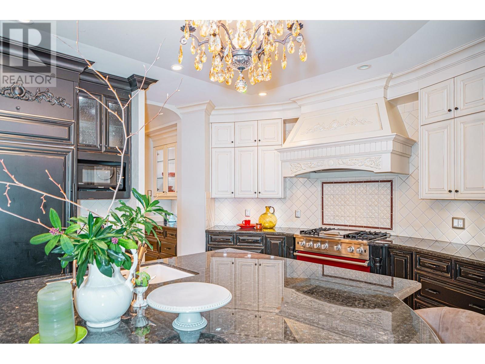 4656 Decourcy Court, West Vancouver, British Columbia  V7W 3J5 - Photo 15 - R2963476