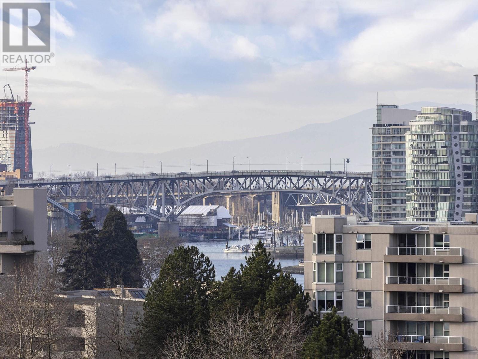 Listing Picture 22 of 24 : 502 495 W 6 AVENUE, Vancouver / 溫哥華 - 魯藝地產 Yvonne Lu Group - MLS Medallion Club Member