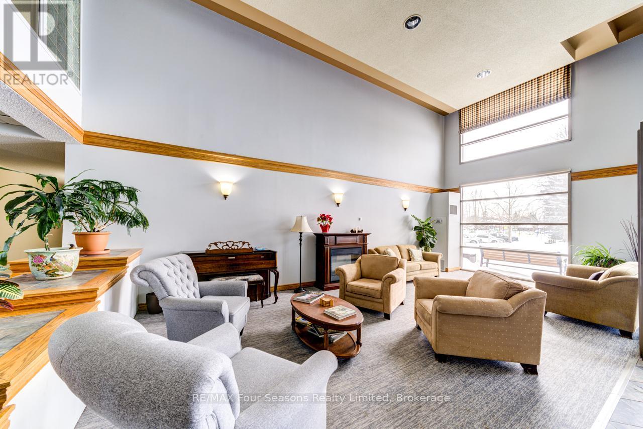 415 - 172 Eighth Street, Collingwood, Ontario  L9Y 4T2 - Photo 4 - S11958079