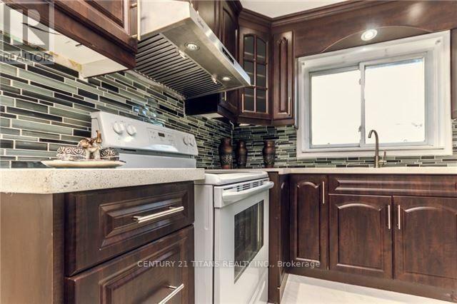 Property at 22 GRISELDA CRESCENT image 4