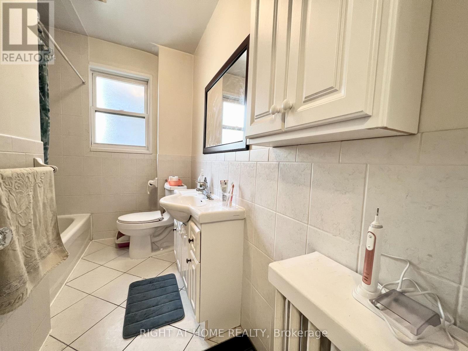 1198 Avenue Road, Toronto, Ontario  M5N 2G1 - Photo 11 - C11958016