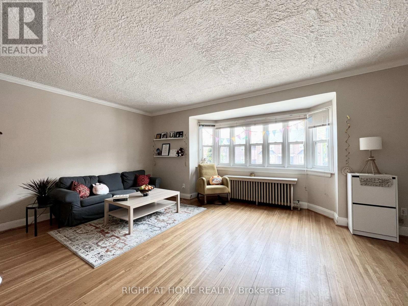 Property at 1198 AVENUE ROAD image 5
