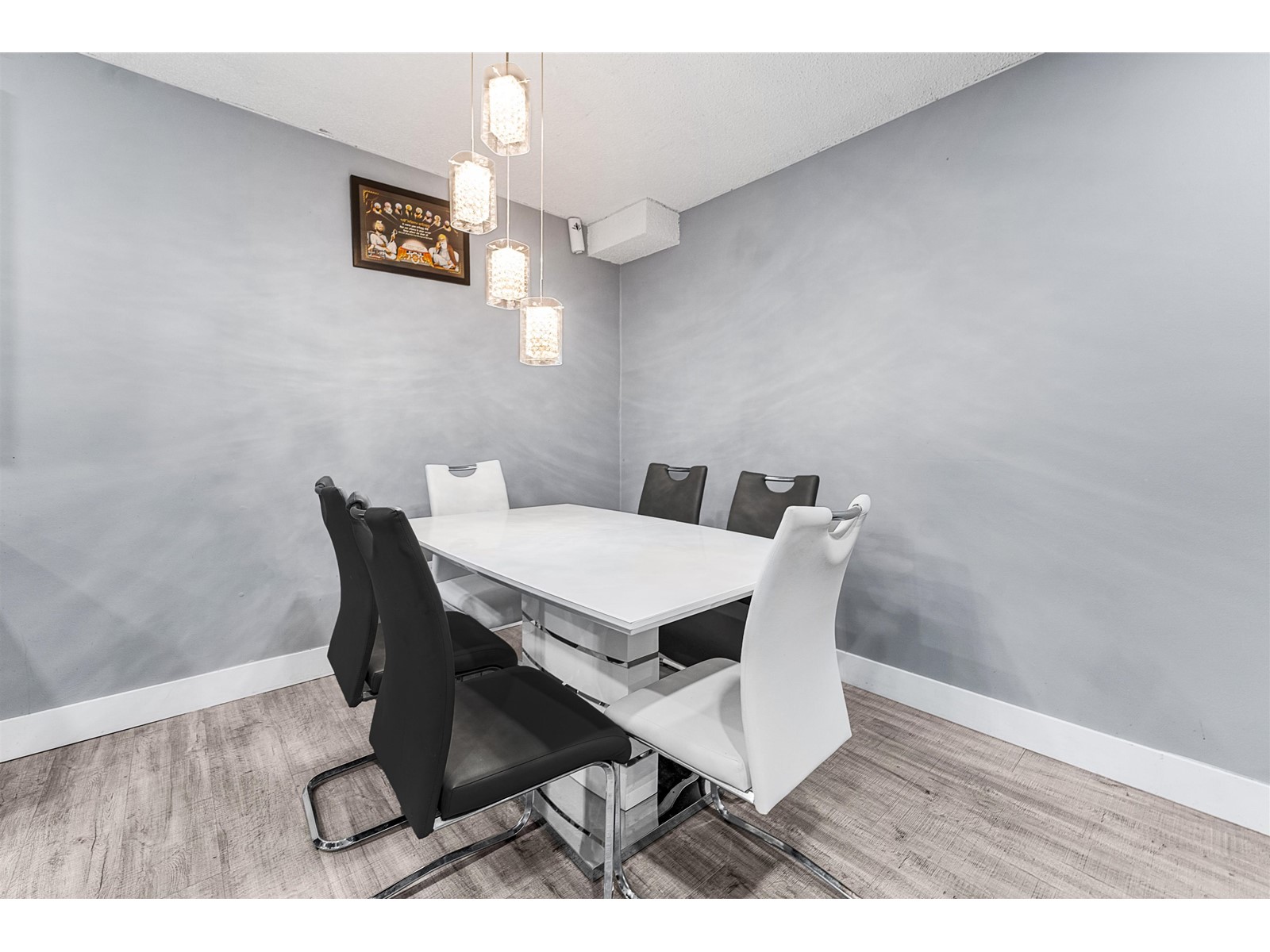 312 10061 150 Street, Surrey, British Columbia  V3R 4A7 - Photo 4 - R2963169