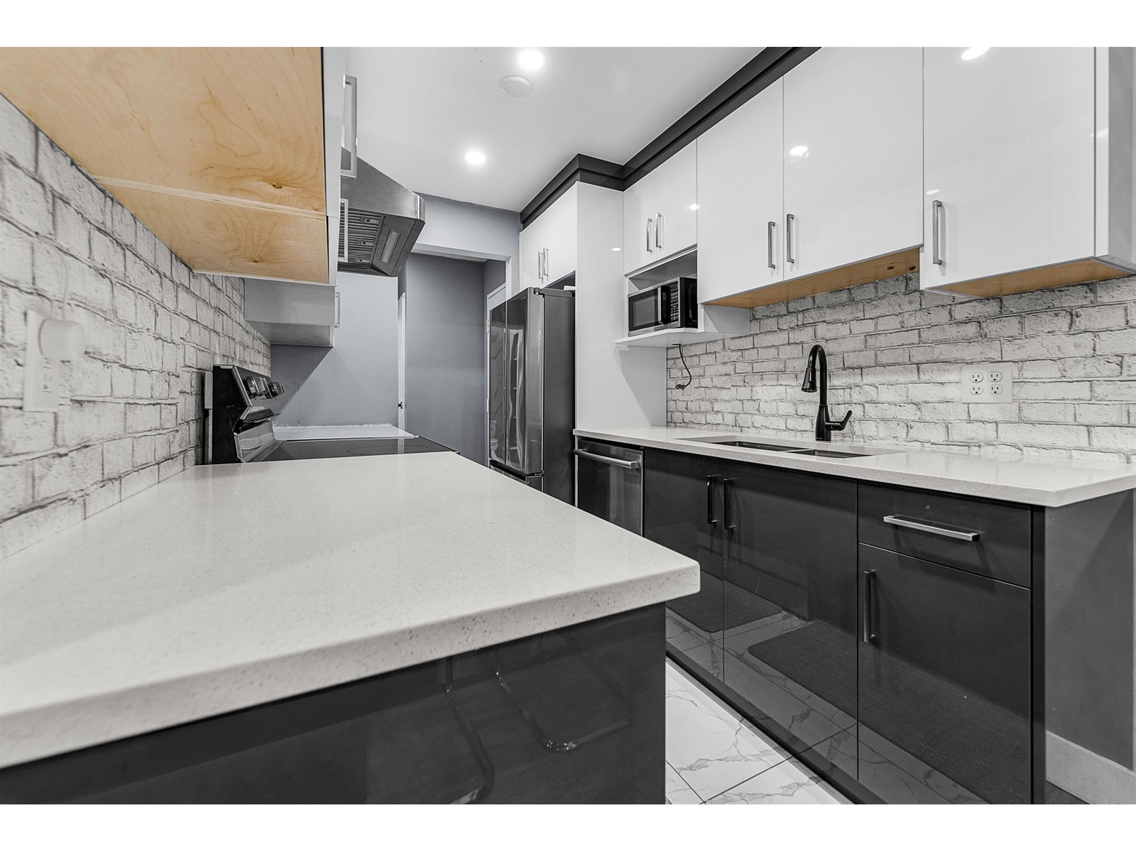 312 10061 150 Street, Surrey, British Columbia  V3R 4A7 - Photo 5 - R2963169