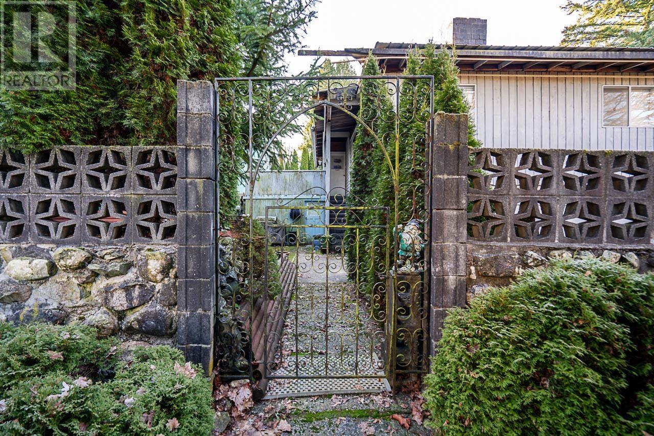 814 W 23rd Avenue, Vancouver, British Columbia  V5Z 2A9 - Photo 1 - R2963845