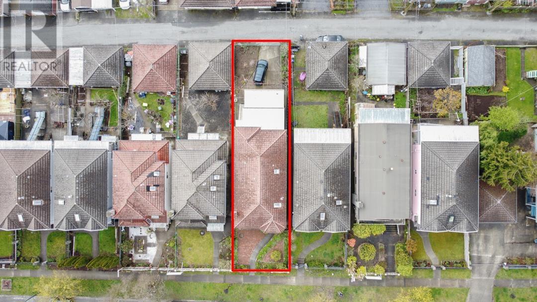 Property at 3240 CLIVE AVENUE image 1