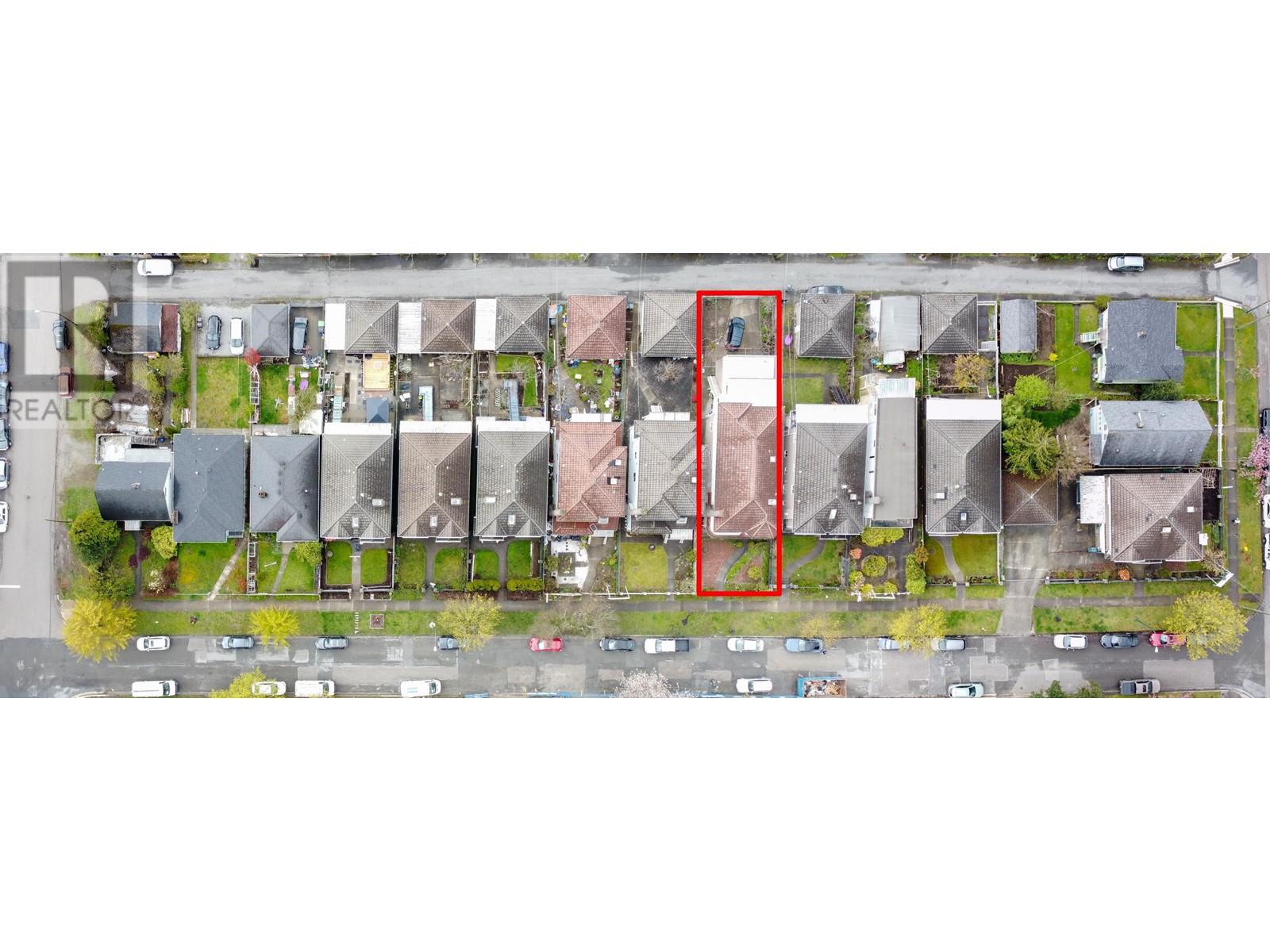 Property at 3240 CLIVE AVENUE image 2