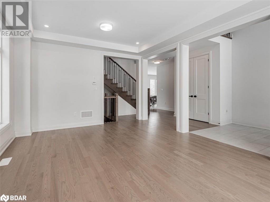 23 Hummingbird Grove, Adjala-Tosorontio, Ontario  L0G 1W0 - Photo 6 - 40696296