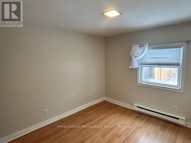 Lower Unit - 133 Main Street, Prince Edward County, Ontario  K0K 3L0 - Photo 12 - X11958256