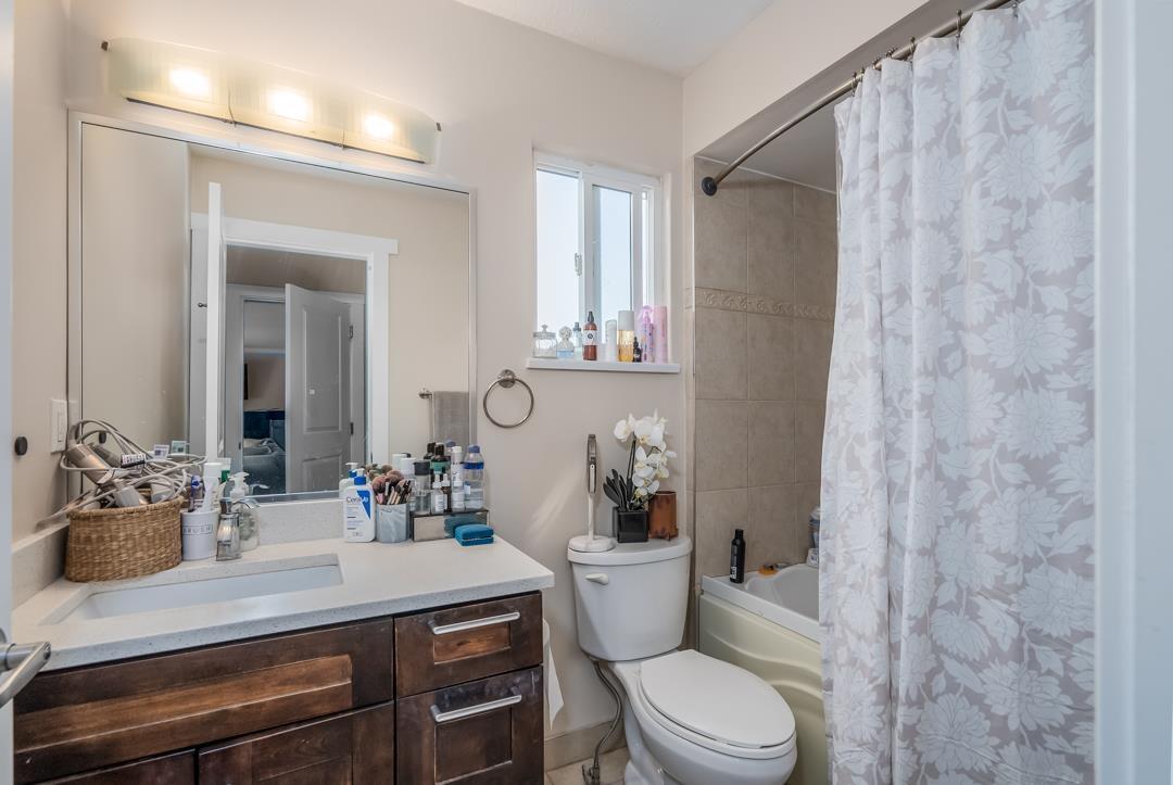 13793 115th Avenue, Surrey, British Columbia  V3R 2P1 - Photo 14 - R2963708