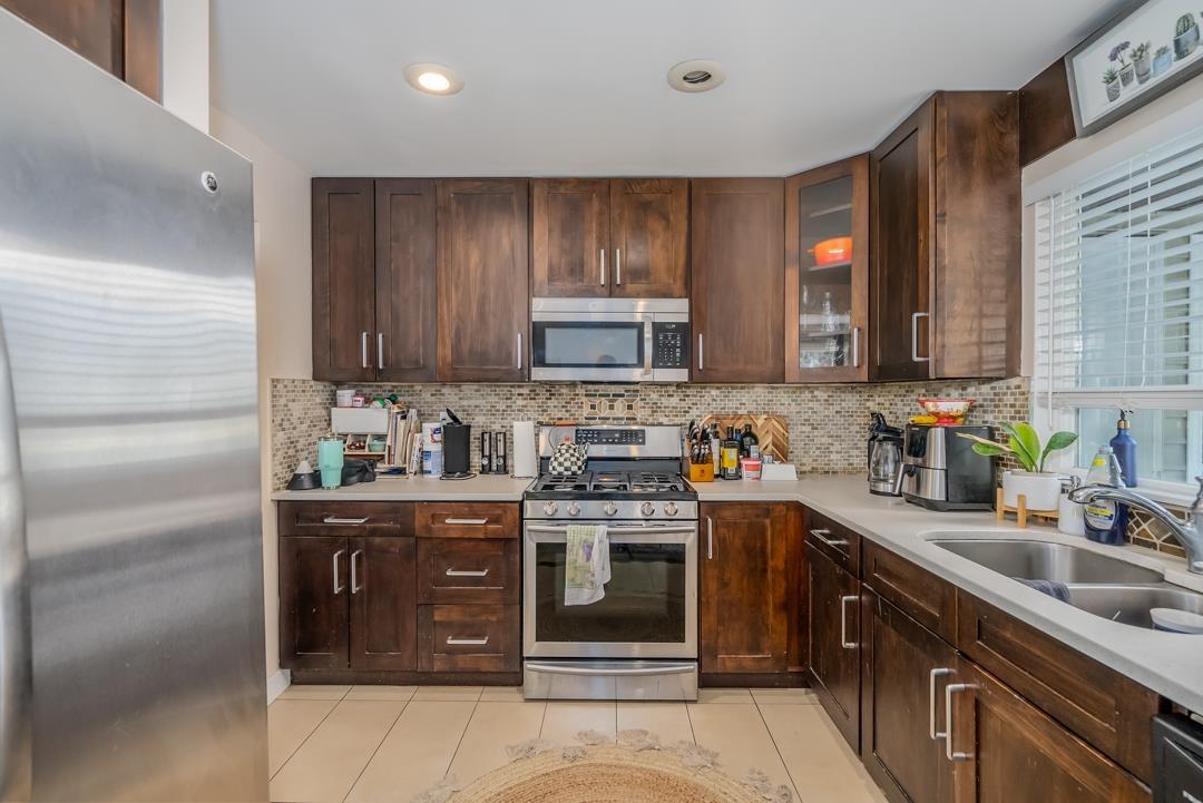 13793 115th Avenue, Surrey, British Columbia  V3R 2P1 - Photo 8 - R2963708