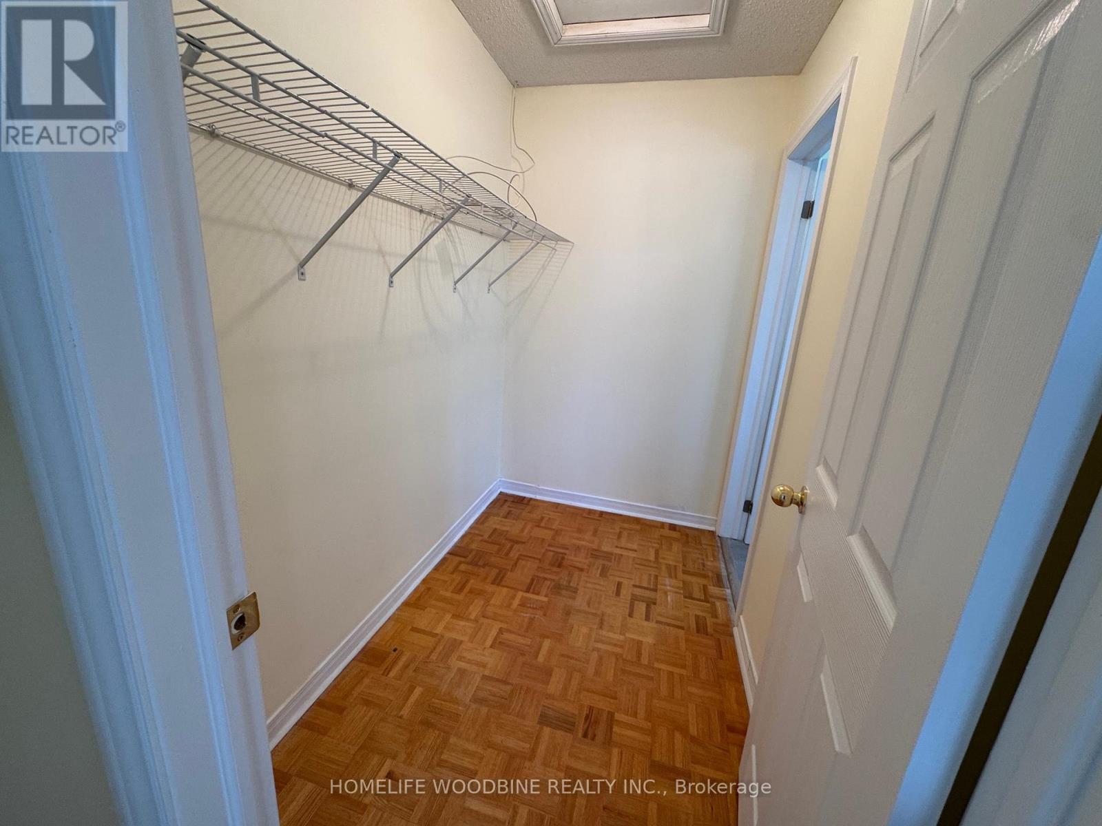 2nd Floor - 2 Kingsplate Crescent, Toronto, Ontario  M9W 6X6 - Photo 6 - W11958216