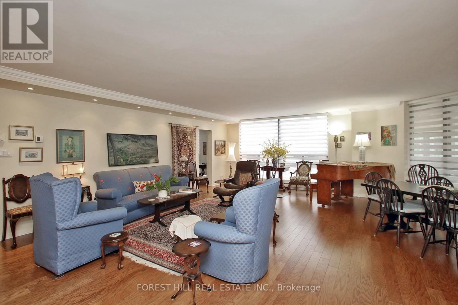 Property at 1601 - 240 HEATH STREET W image 5