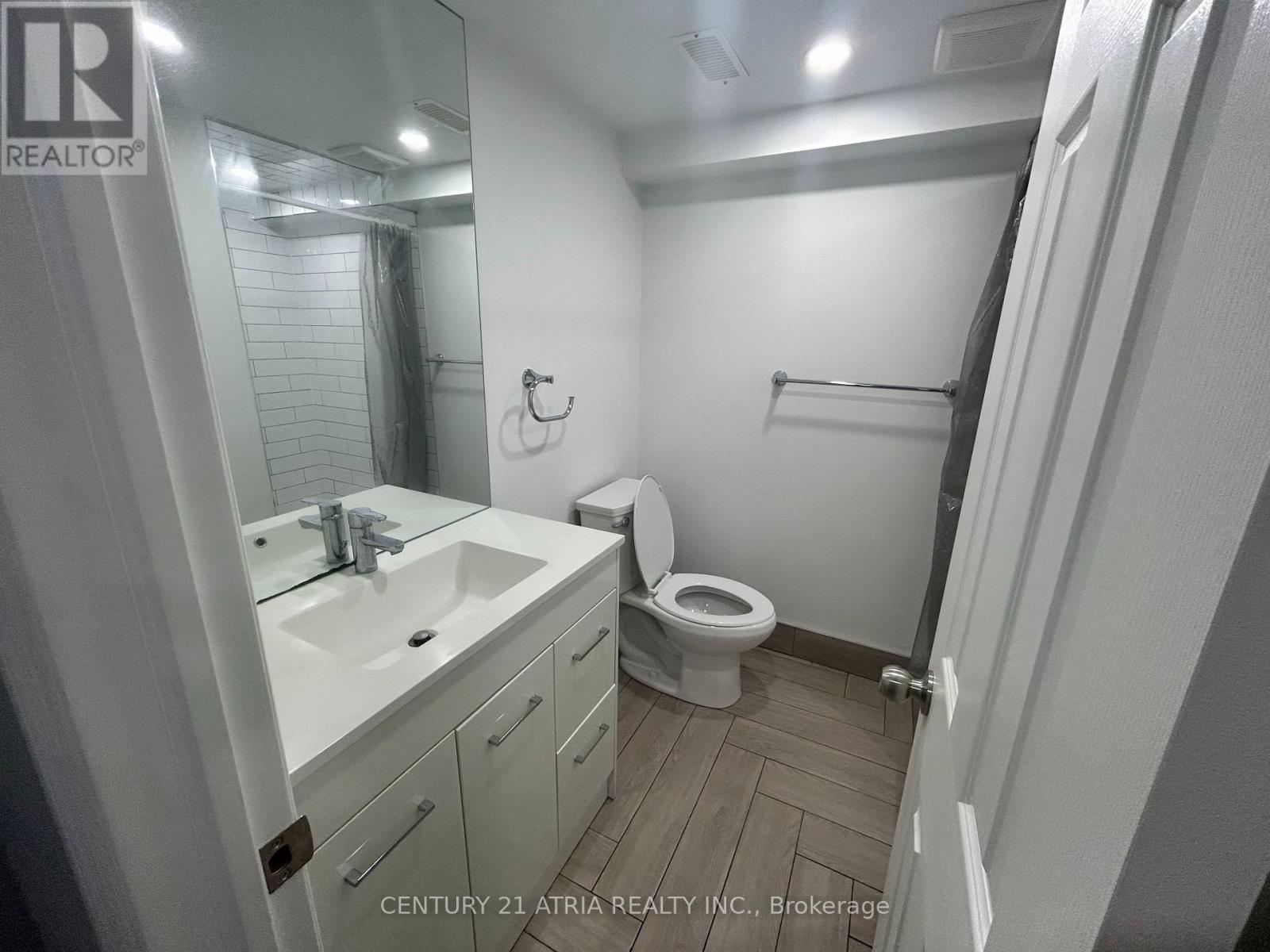 Bsmt #2 - 1118 Warden Avenue, Toronto, Ontario  M1R 2P7 - Photo 3 - E11898976