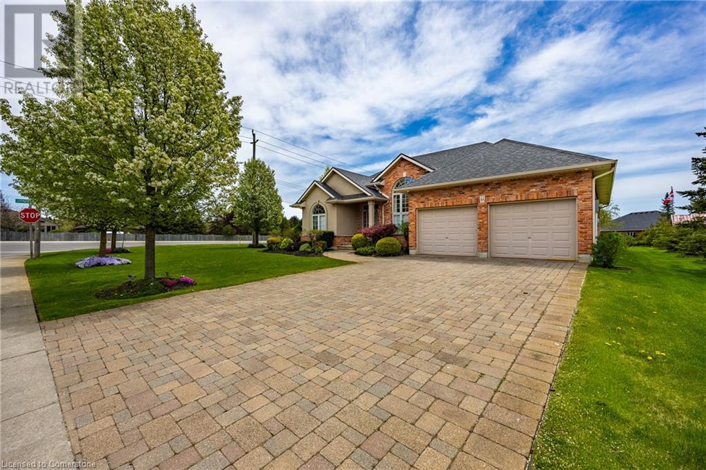 44 Forest Wood, Port Dover, Ontario  N0A 1N3 - Photo 3 - 40695097