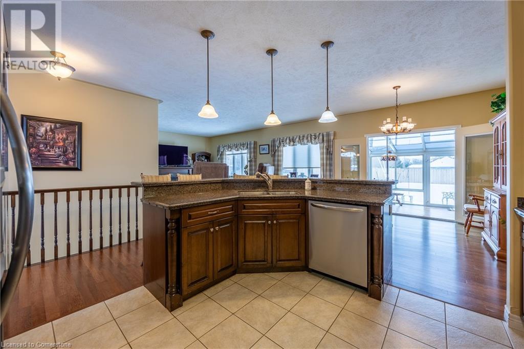 44 Forest Wood, Port Dover, Ontario  N0A 1N3 - Photo 21 - 40695097