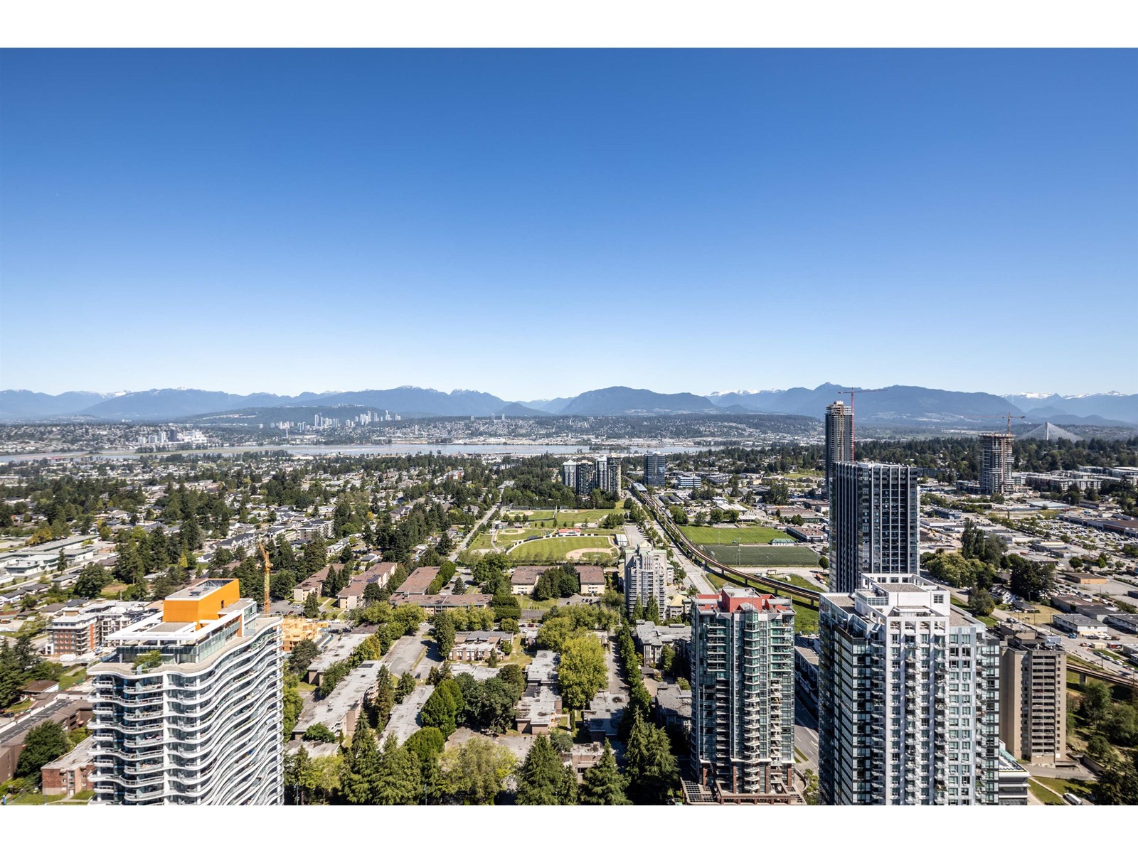 1301 13350 Central Avenue, Surrey, British Columbia  V3T 0S1 - Photo 22 - R2963046