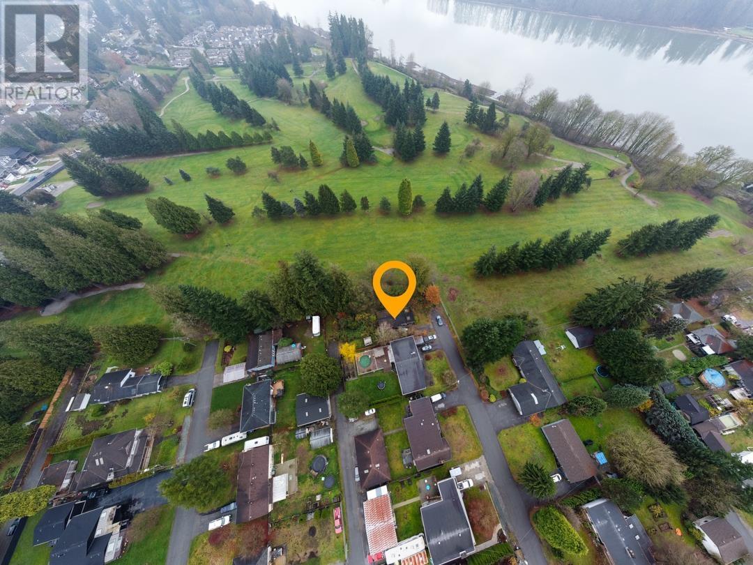 20777 Lorne Avenue, Maple Ridge, British Columbia  V2X 1H6 - Photo 3 - R2963938