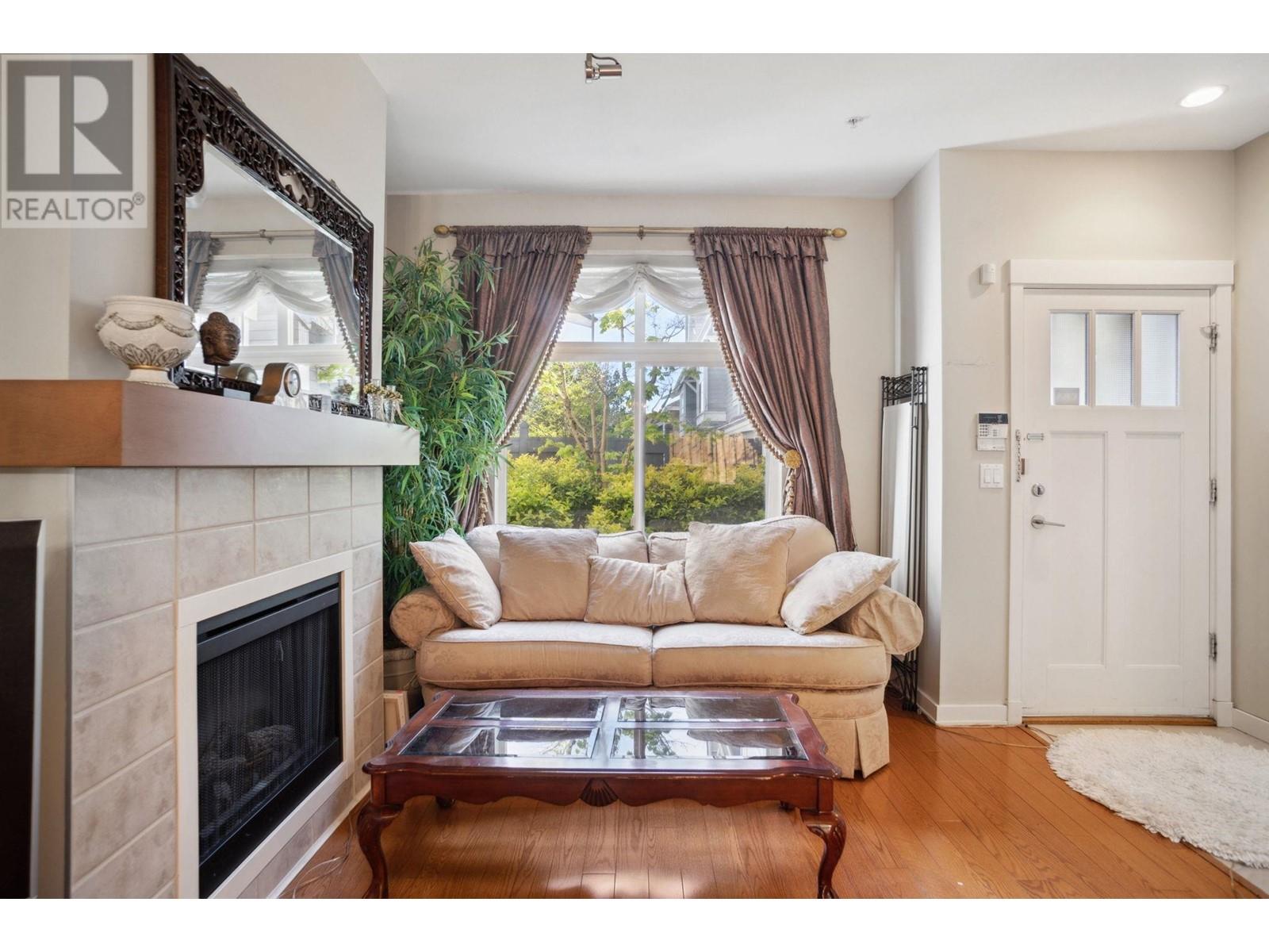 7411 Columbia Street, Vancouver, British Columbia  V5X 4X4 - Photo 6 - R2963927