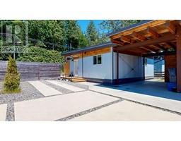 890 Trower Lane, Gibsons, Ca