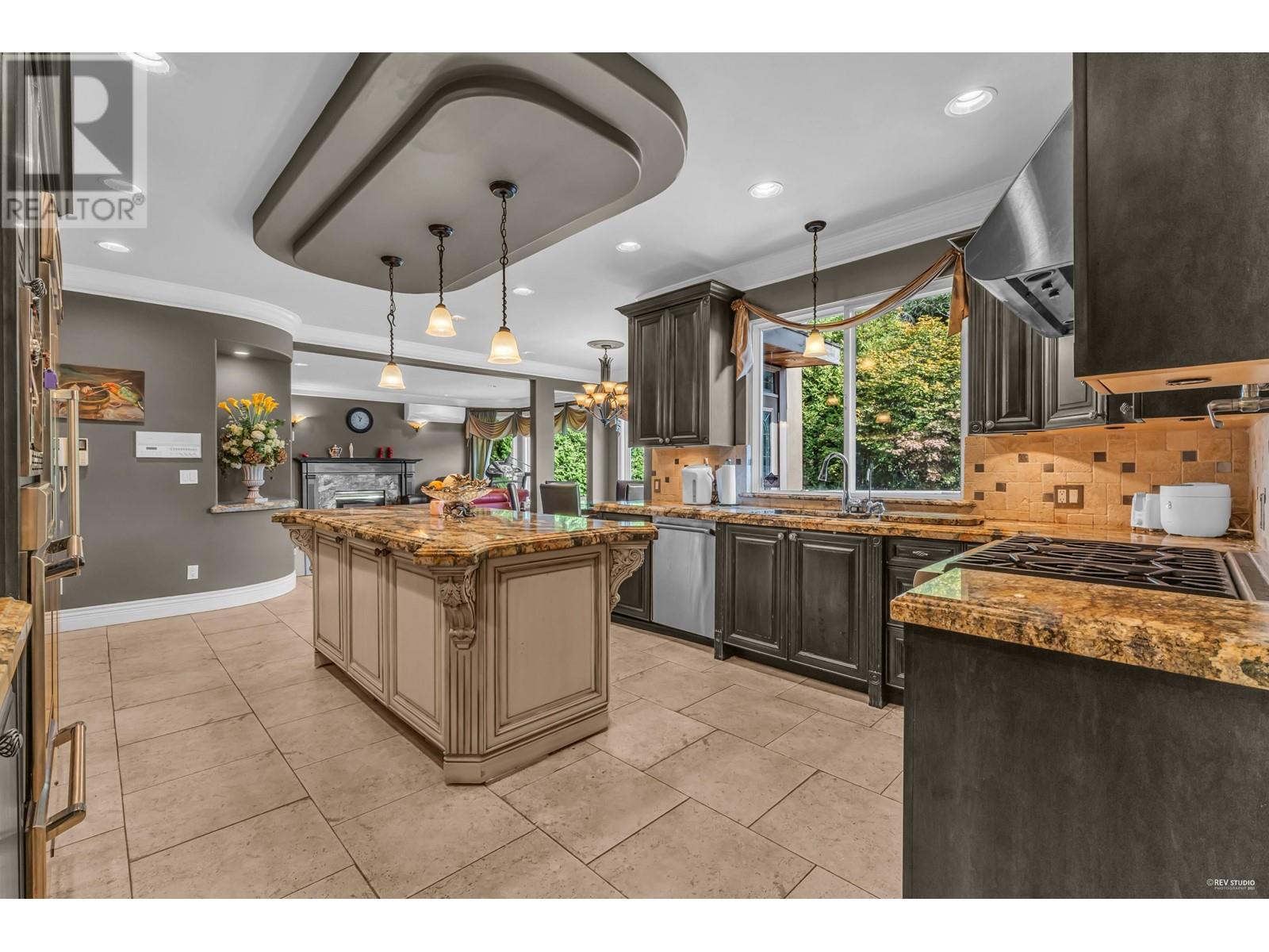 1729 Hampton Drive, Coquitlam, British Columbia  V3E 3C9 - Photo 19 - R2963901