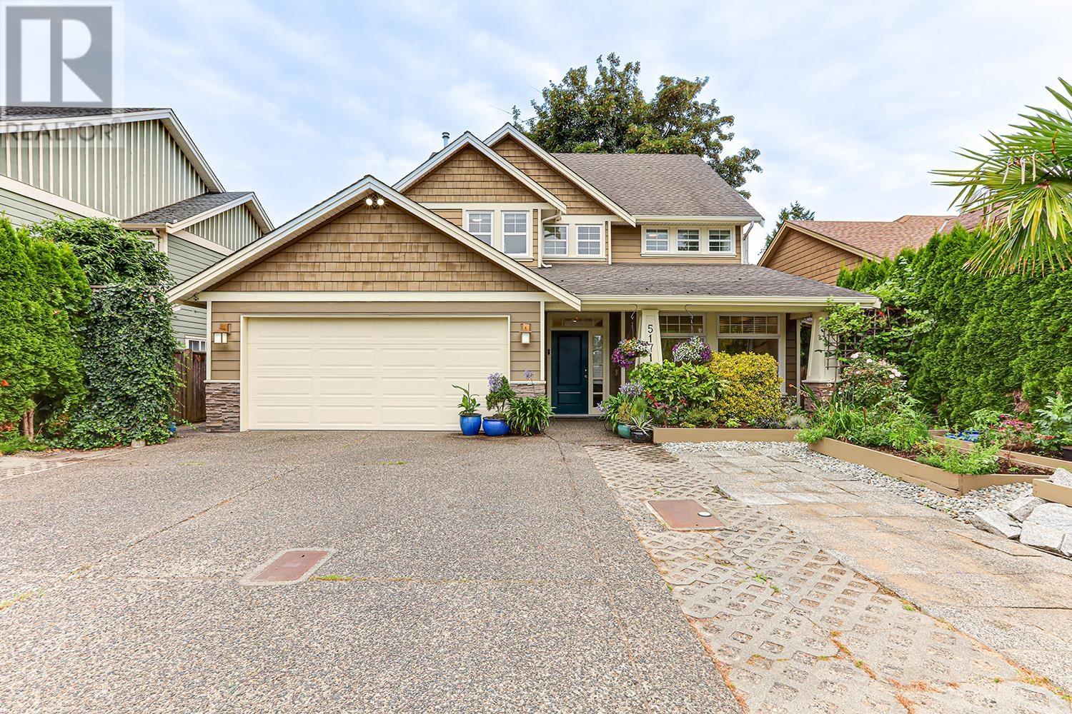 Property at 5171 45 AVENUE image 1