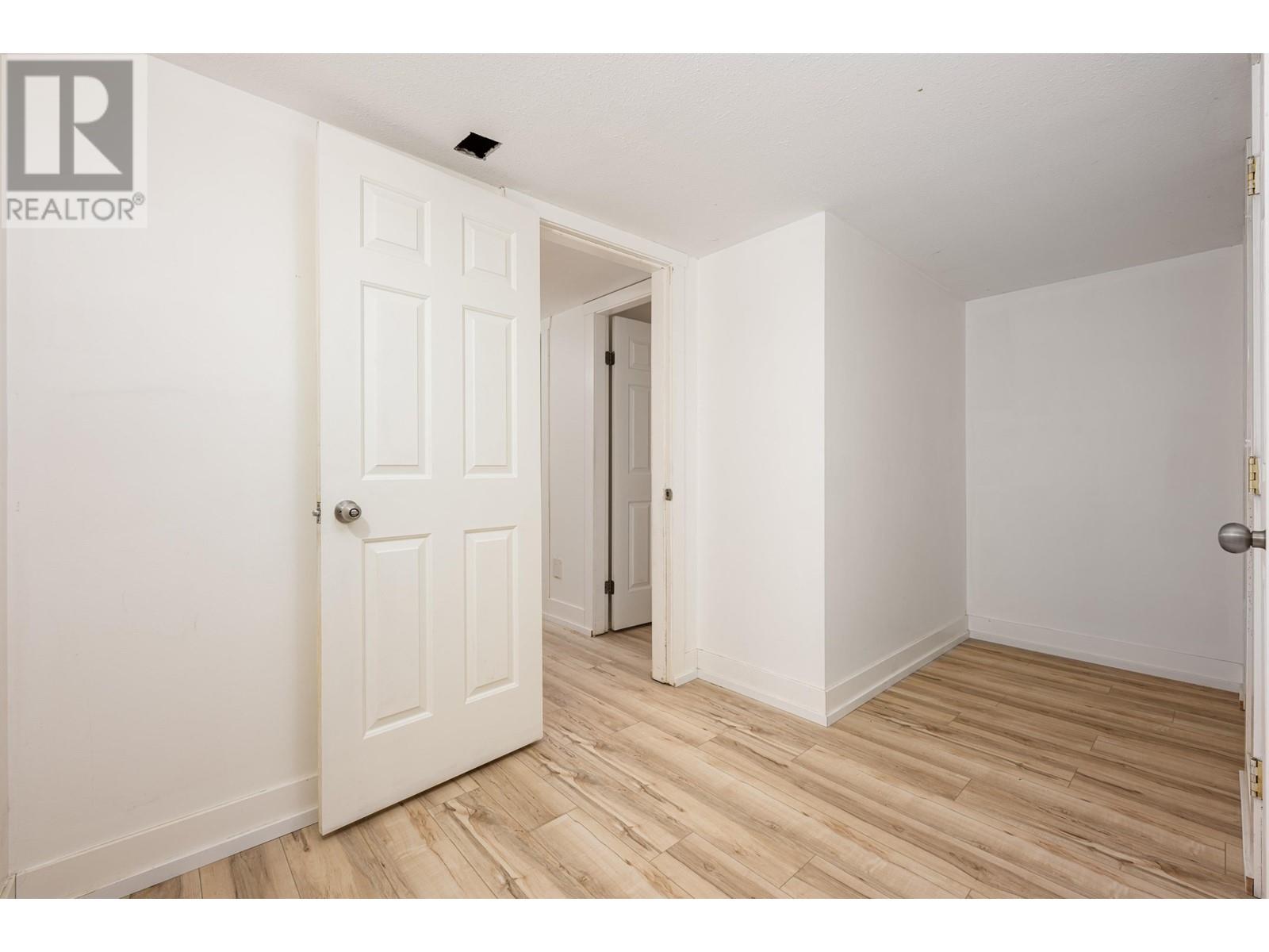22404 Morse Crescent, Maple Ridge, British Columbia  V2X 9G6 - Photo 18 - R2963914