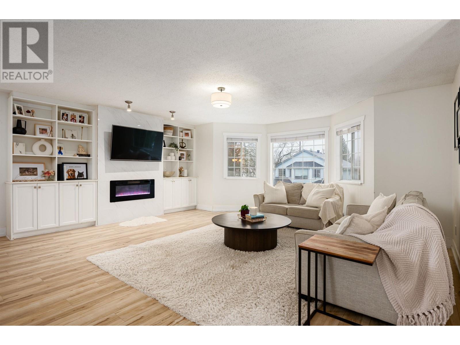 22404 Morse Crescent, Maple Ridge, British Columbia  V2X 9G6 - Photo 3 - R2963914
