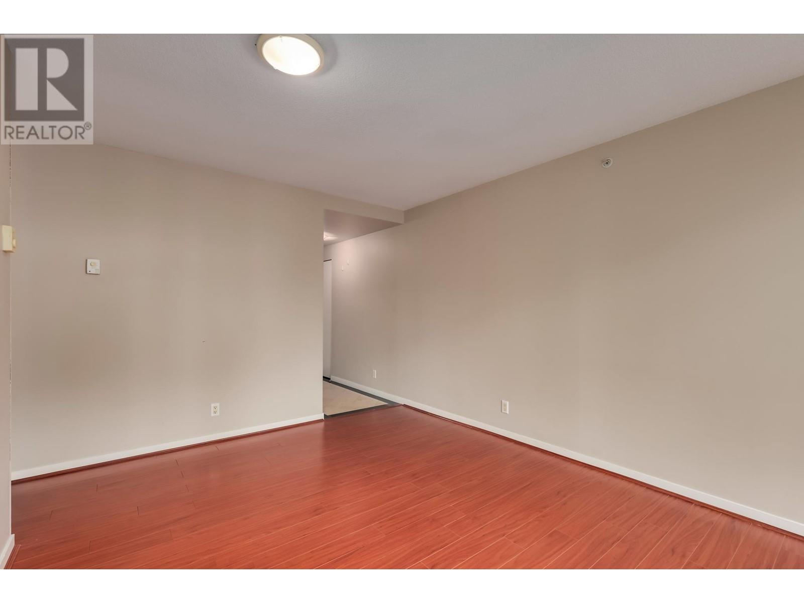 Listing Picture 17 of 28 : 802 1331 ALBERNI STREET, Vancouver / 溫哥華 - 魯藝地產 Yvonne Lu Group - MLS Medallion Club Member