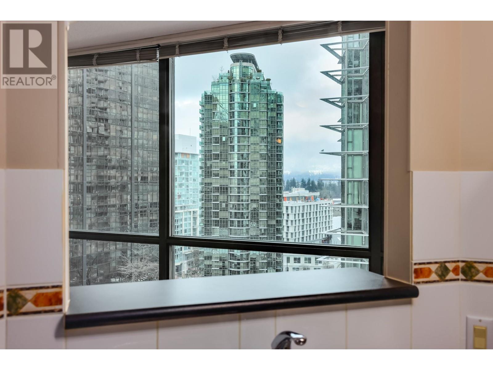 Listing Picture 9 of 28 : 802 1331 ALBERNI STREET, Vancouver / 溫哥華 - 魯藝地產 Yvonne Lu Group - MLS Medallion Club Member