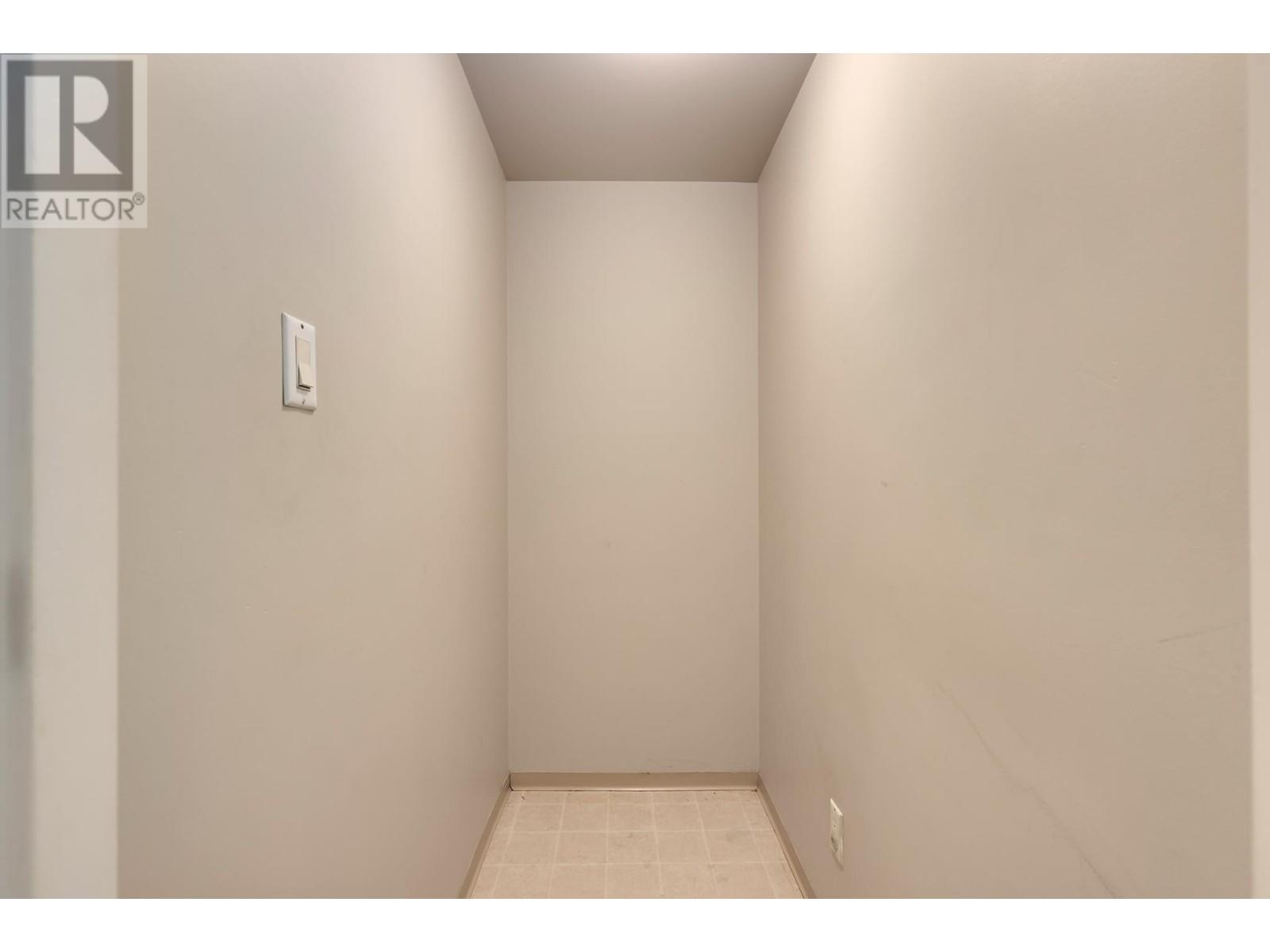 Listing Picture 19 of 28 : 802 1331 ALBERNI STREET, Vancouver / 溫哥華 - 魯藝地產 Yvonne Lu Group - MLS Medallion Club Member