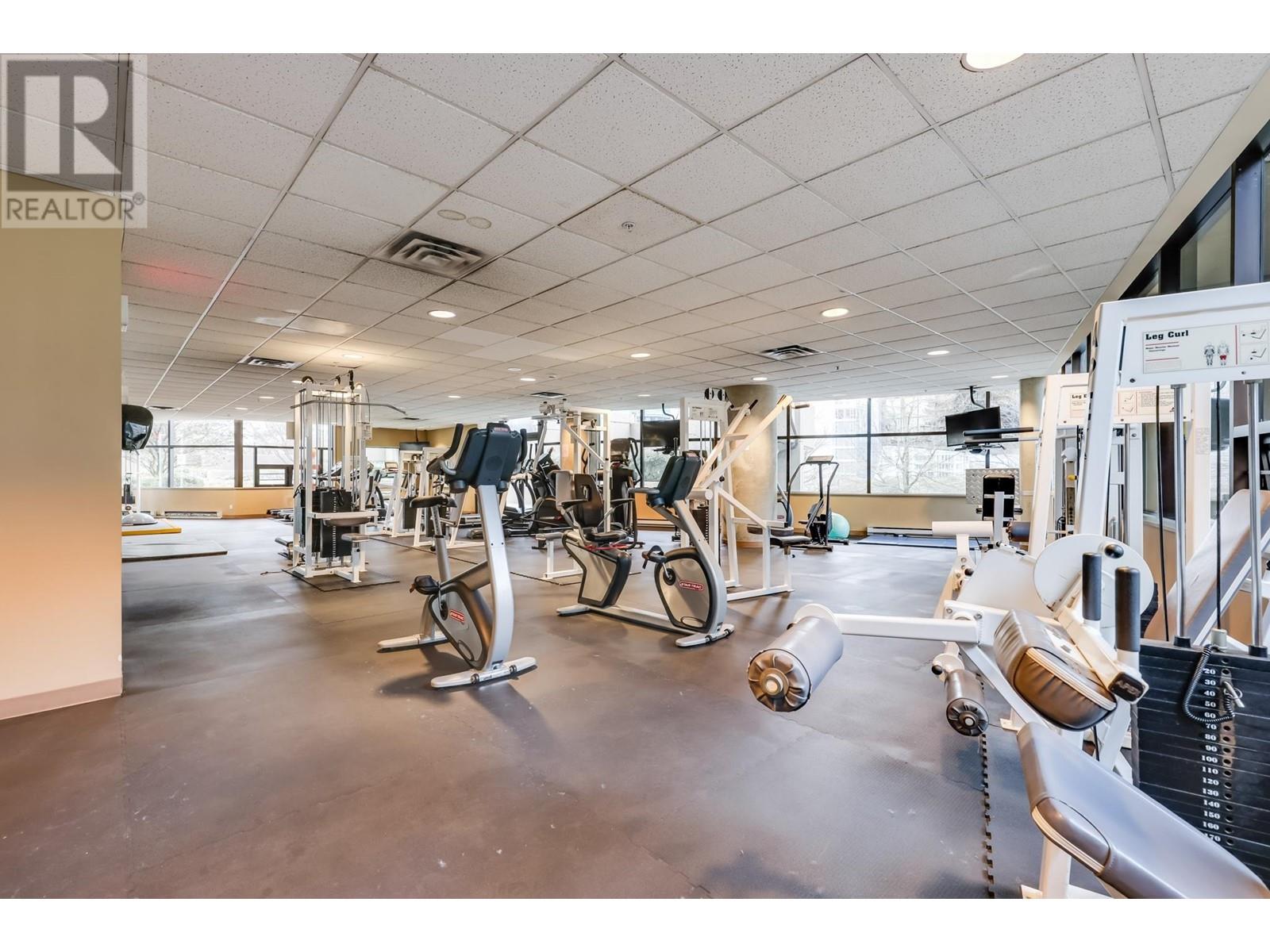 Listing Picture 24 of 28 : 802 1331 ALBERNI STREET, Vancouver / 溫哥華 - 魯藝地產 Yvonne Lu Group - MLS Medallion Club Member