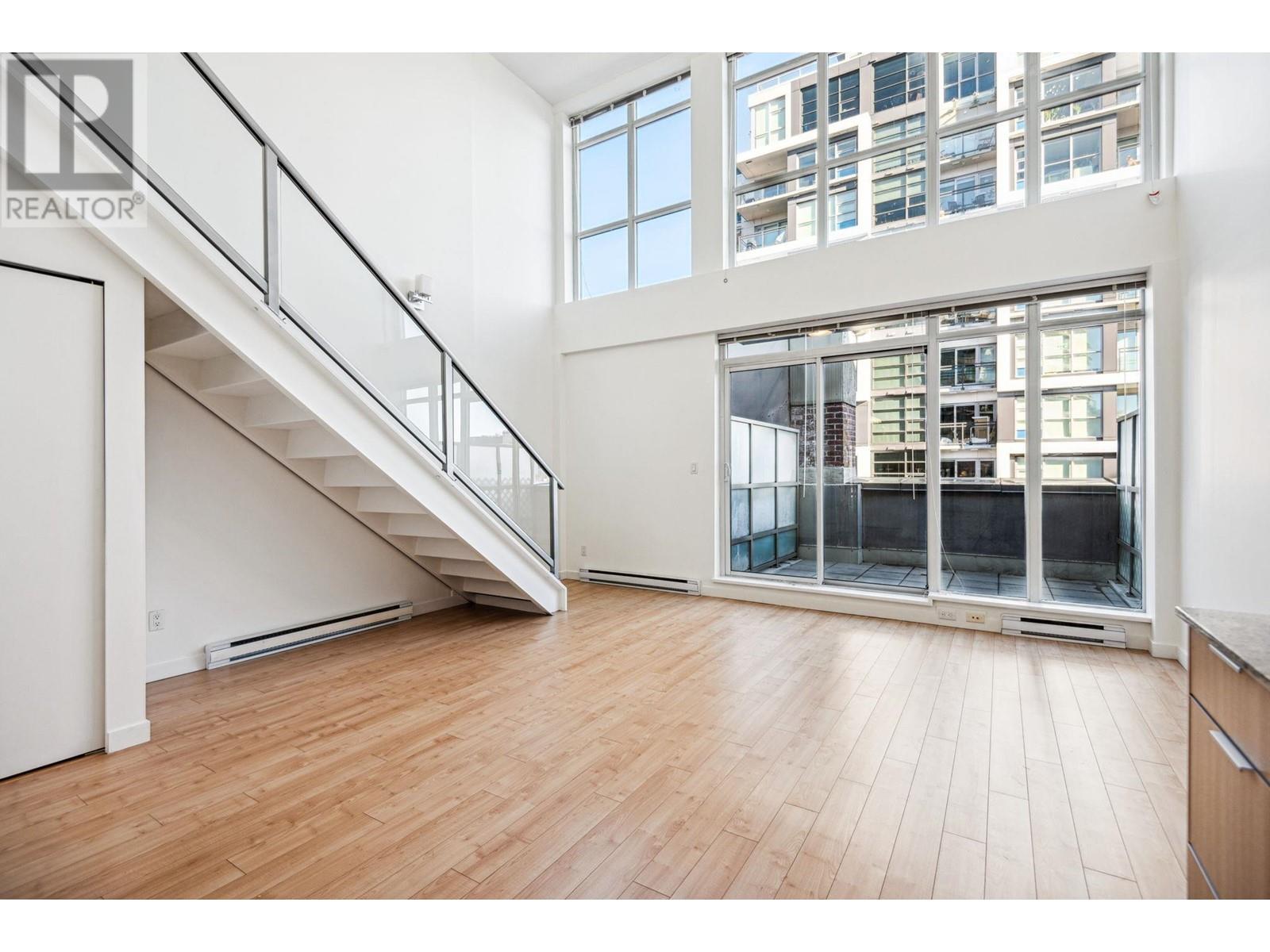 307 429 W 2ND AVENUE, Vancouver