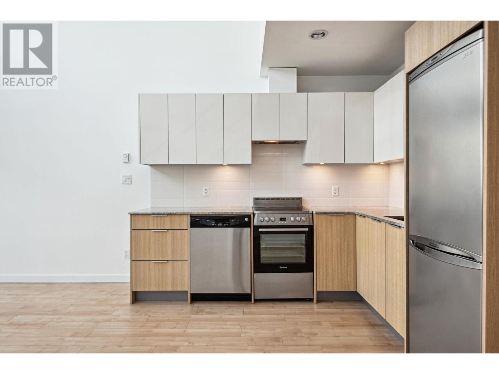 Listing Picture 5 of 30 : 307 429 W 2ND AVENUE, Vancouver / 溫哥華 - 魯藝地產 Yvonne Lu Group - MLS Medallion Club Member