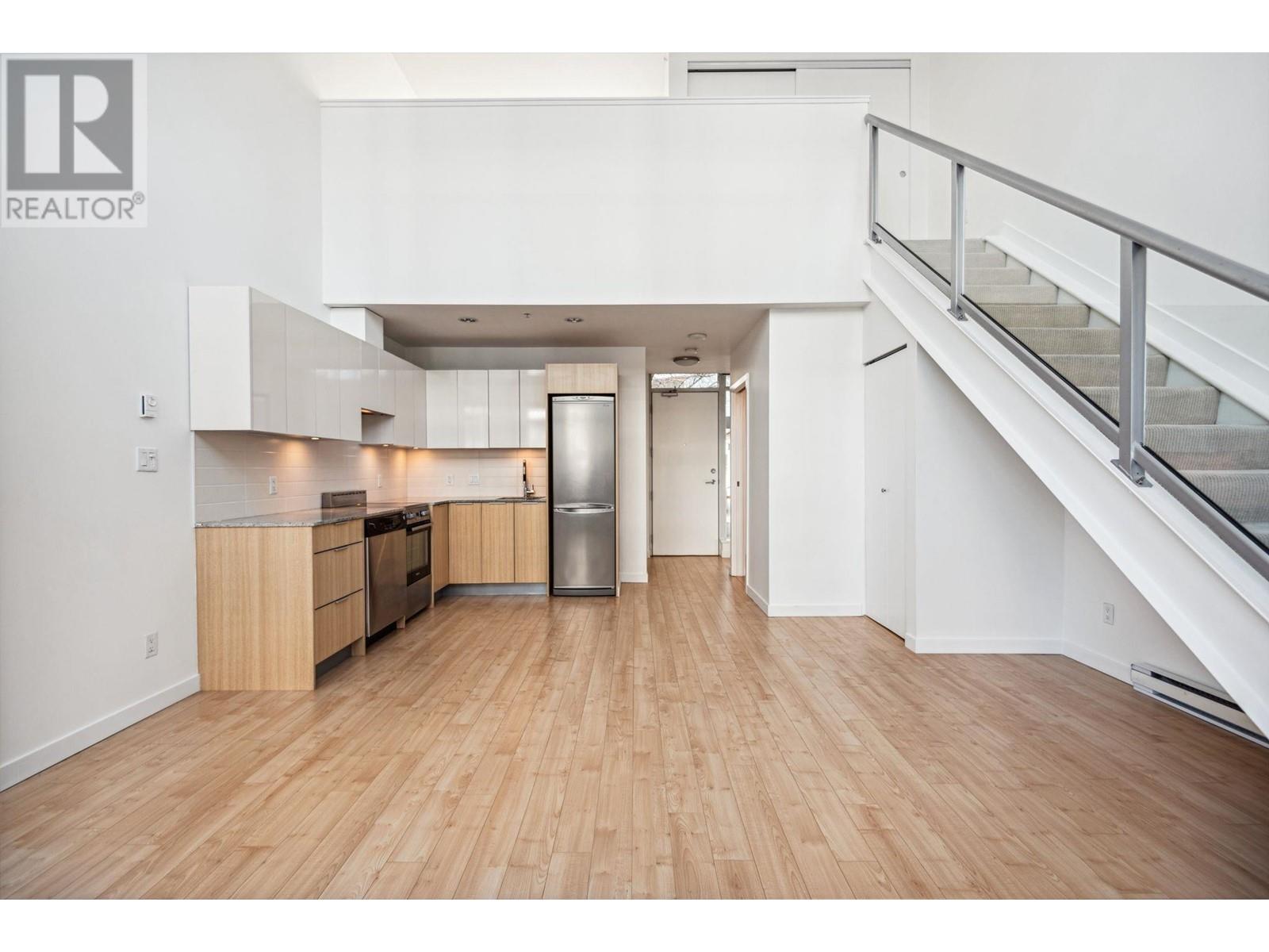 Listing Picture 9 of 30 : 307 429 W 2ND AVENUE, Vancouver / 溫哥華 - 魯藝地產 Yvonne Lu Group - MLS Medallion Club Member