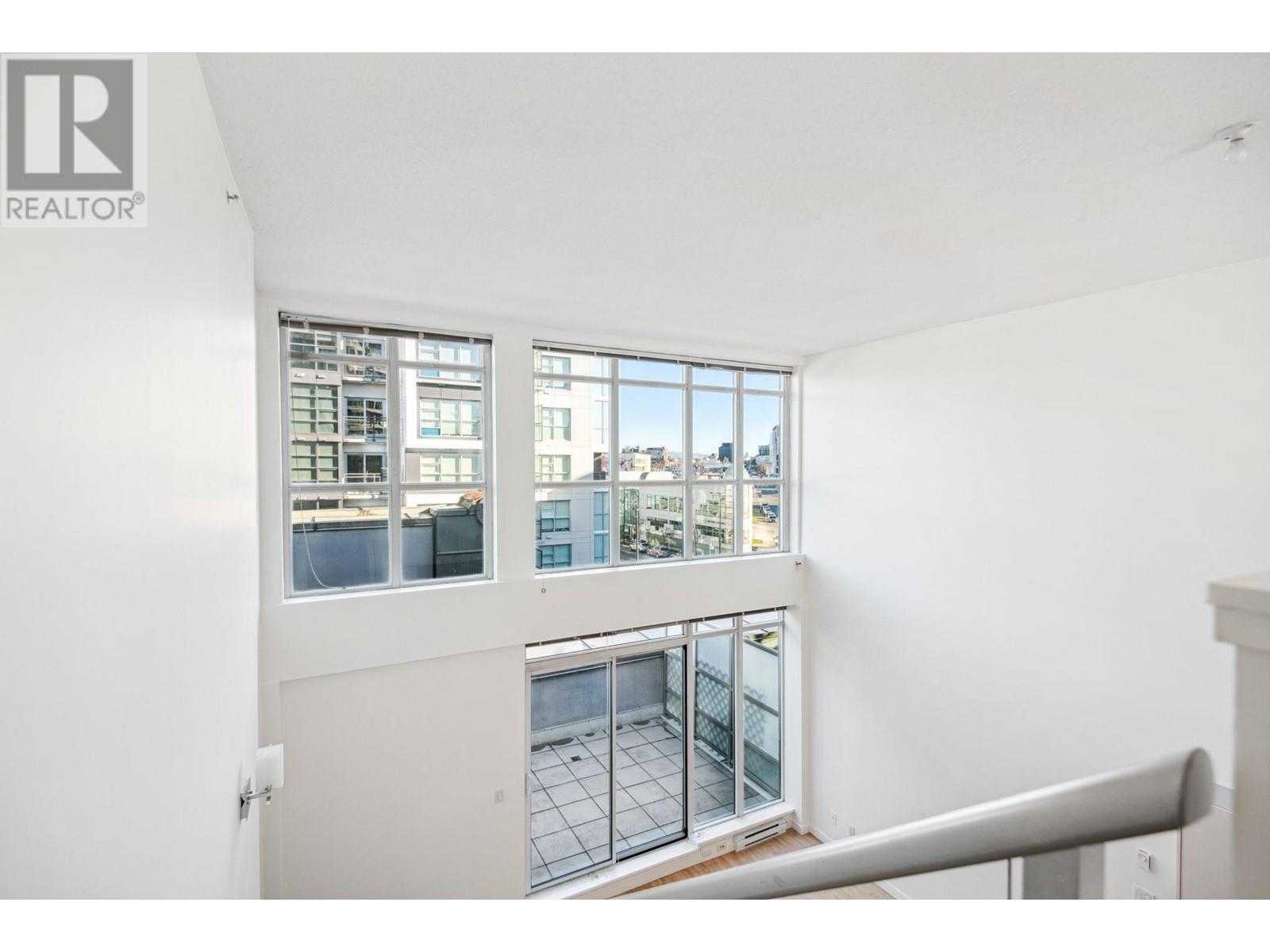 Listing Picture 12 of 30 : 307 429 W 2ND AVENUE, Vancouver / 溫哥華 - 魯藝地產 Yvonne Lu Group - MLS Medallion Club Member