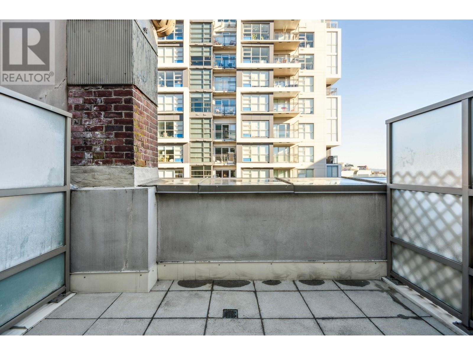 Listing Picture 23 of 30 : 307 429 W 2ND AVENUE, Vancouver / 溫哥華 - 魯藝地產 Yvonne Lu Group - MLS Medallion Club Member
