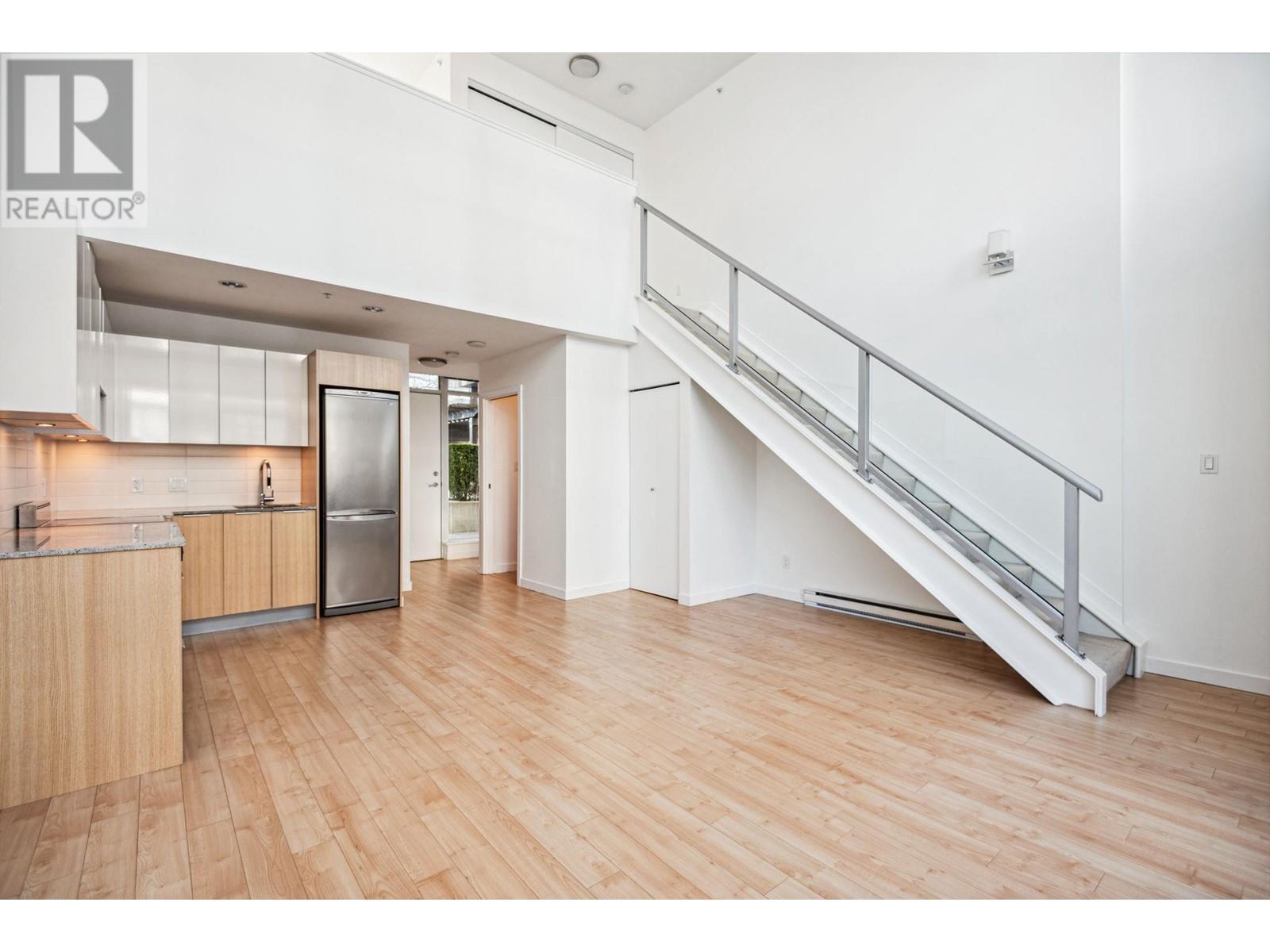 Listing Picture 7 of 30 : 307 429 W 2ND AVENUE, Vancouver / 溫哥華 - 魯藝地產 Yvonne Lu Group - MLS Medallion Club Member