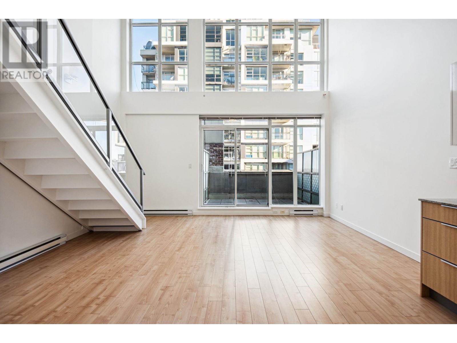 Listing Picture 6 of 30 : 307 429 W 2ND AVENUE, Vancouver / 溫哥華 - 魯藝地產 Yvonne Lu Group - MLS Medallion Club Member