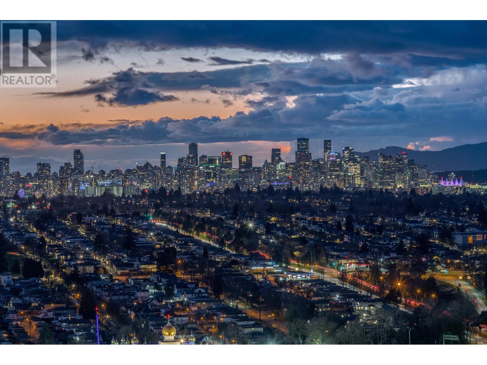 Listing Picture 24 of 31 : 3511 2108 GILMORE AVENUE, Burnaby / 本拿比 - 魯藝地產 Yvonne Lu Group - MLS Medallion Club Member