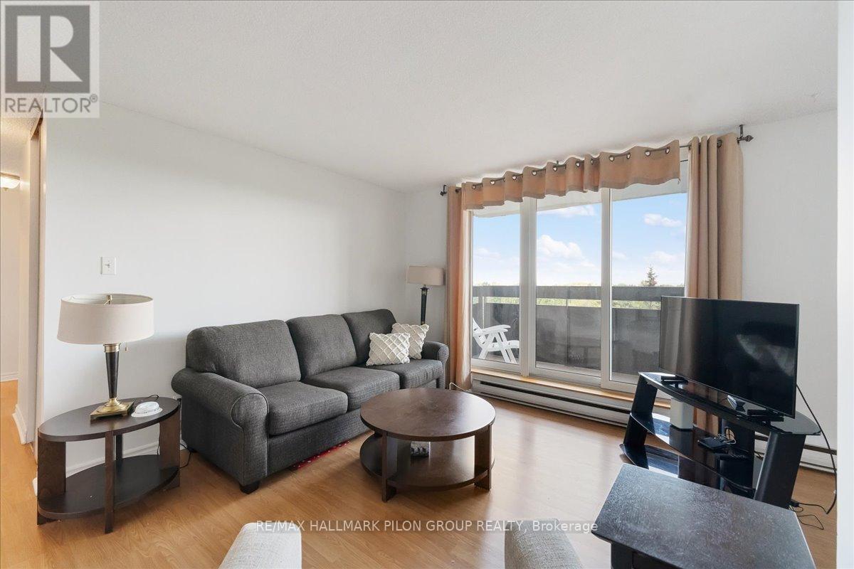 Property at 714 - 2020 JASMINE CRESCENT image 3