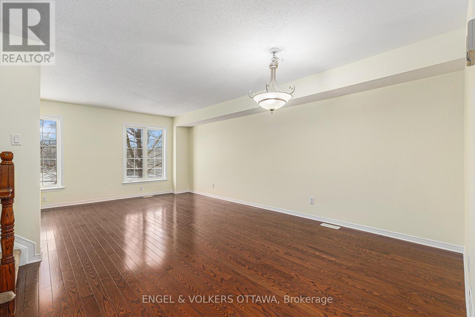 215 - 90 Edenvale Drive, Ottawa, Ontario  K2K 3N8 - Photo 8 - X11958321