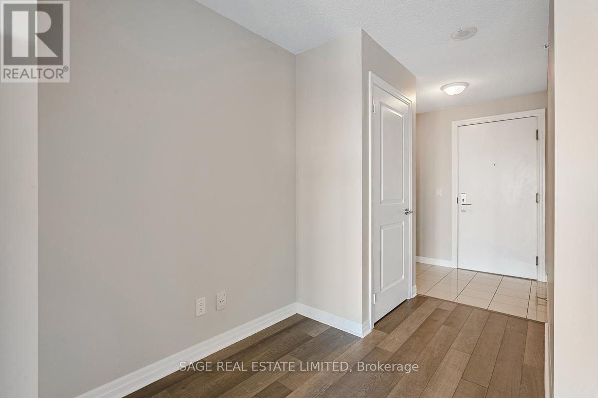 1804 - 275 Yorkland Road, Toronto, Ontario  M2J 0B4 - Photo 2 - C11958409