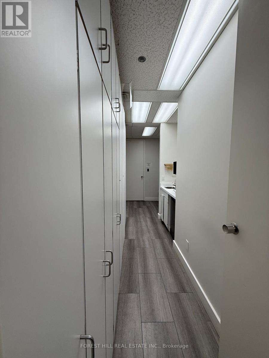 705 - 2300 Yonge Street, Toronto (Yonge-Eglinton), Ontario  M4P 1E4 - Photo 5 - C11958441