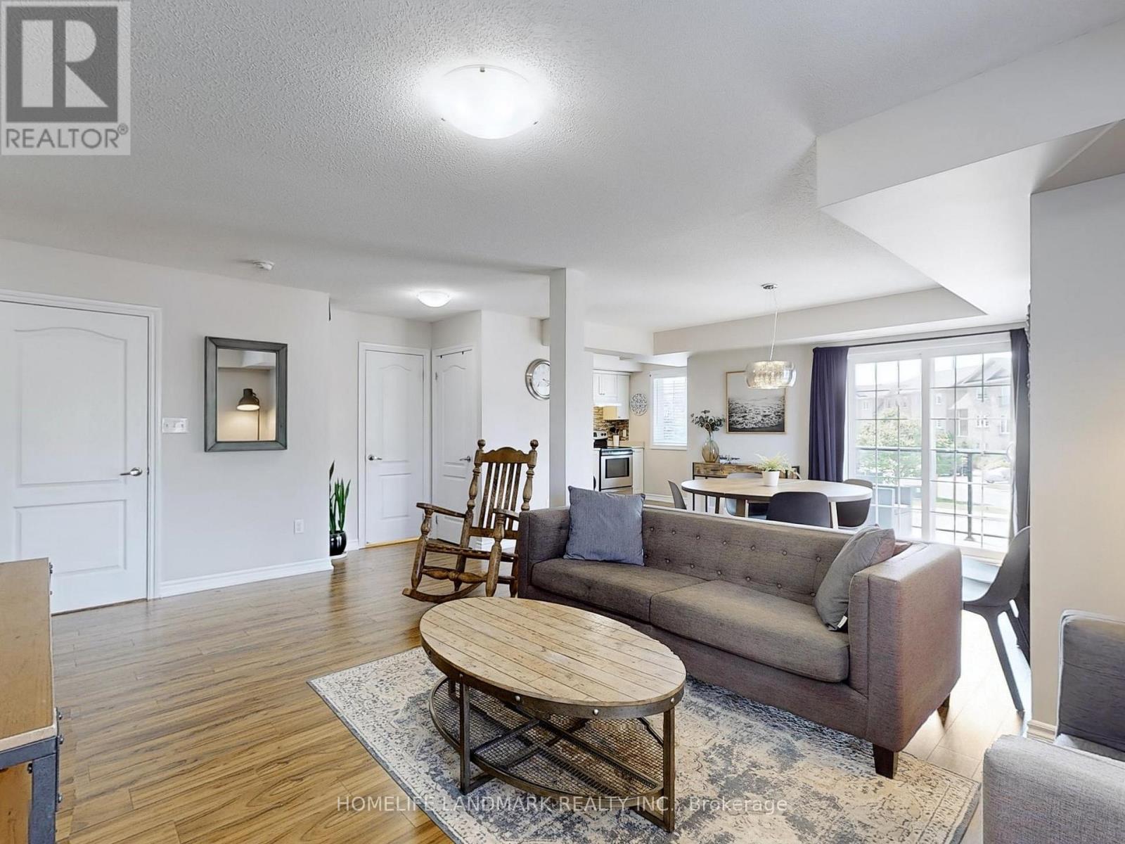 Property at 7 - 47 FERNDALE DRIVE S image 3