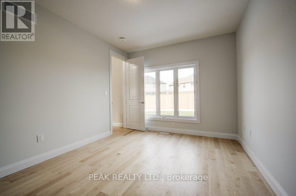 236 Applewood Street, Blandford-Blenheim, Ontario  N0J 1S0 - Photo 20 - X11958463