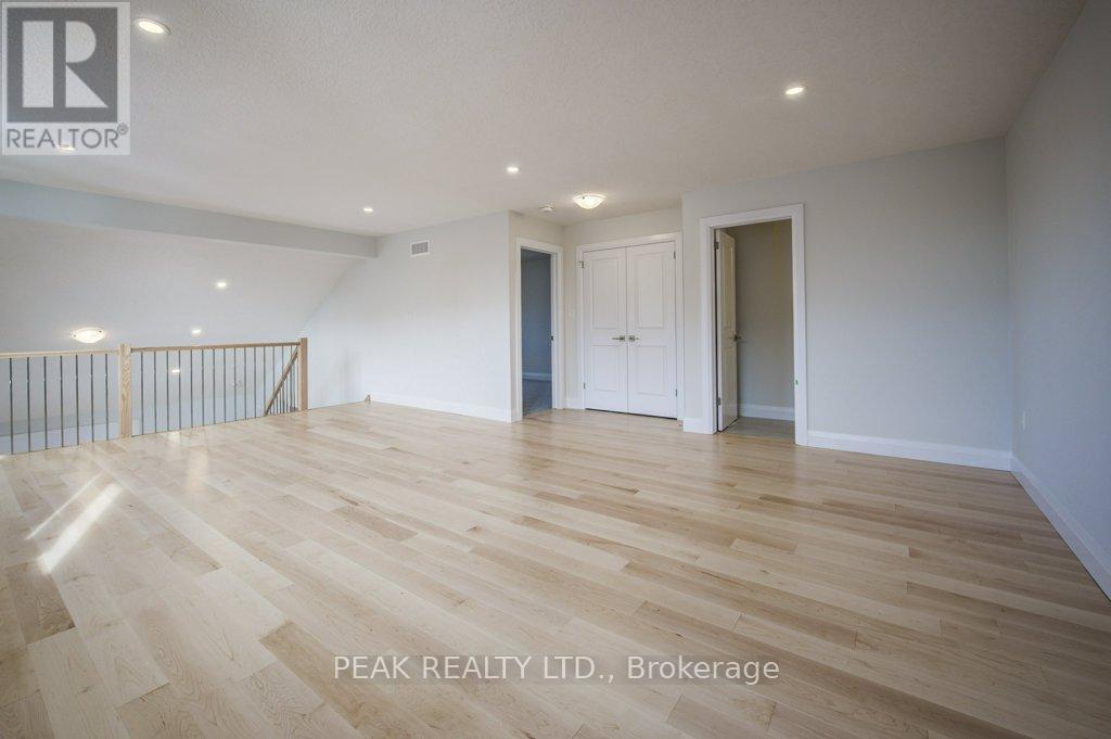236 Applewood Street, Blandford-Blenheim, Ontario  N0J 1S0 - Photo 30 - X11958463