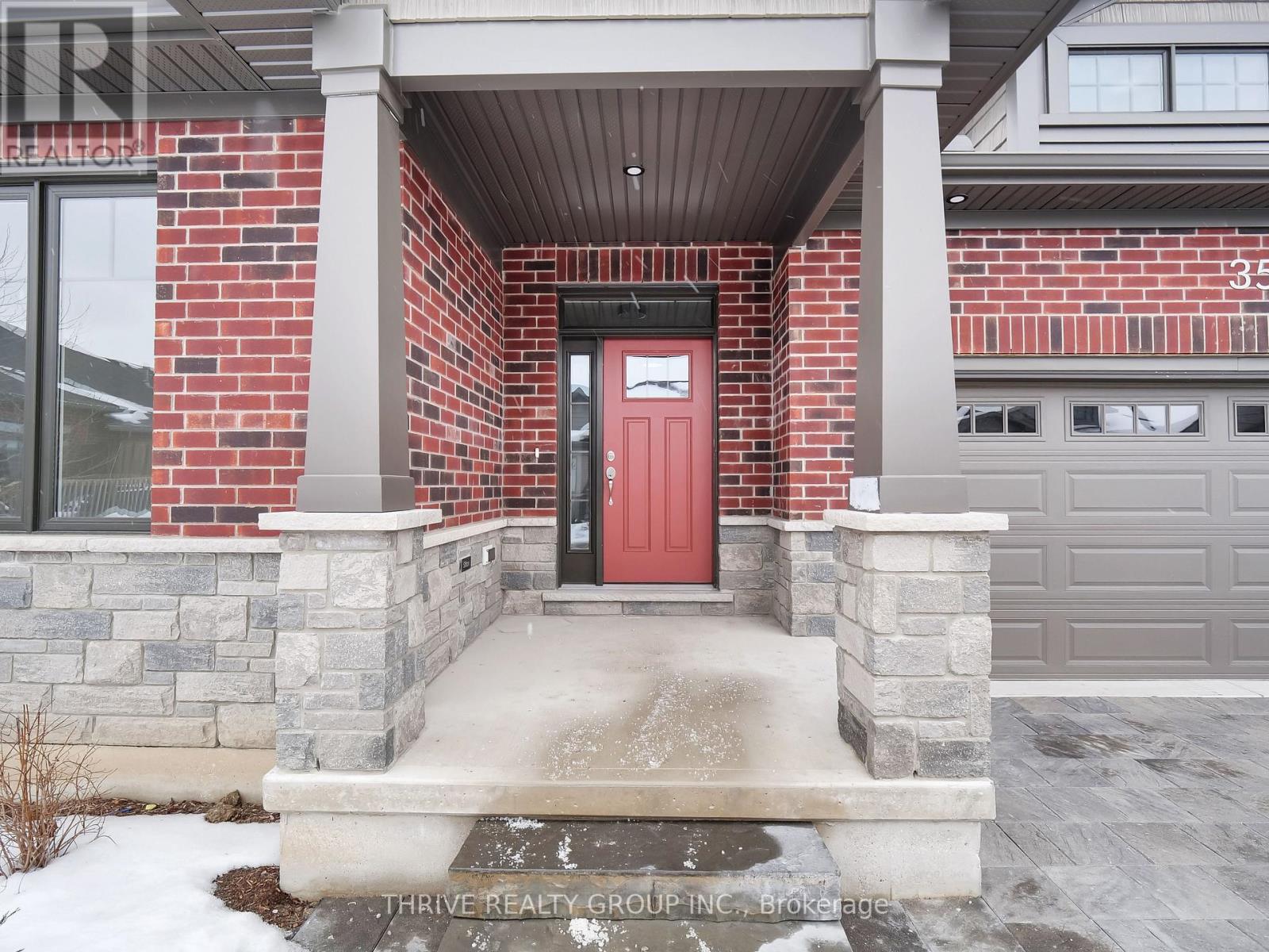 Property at 35 - 1080 UPPERPOINT AVENUE image 4