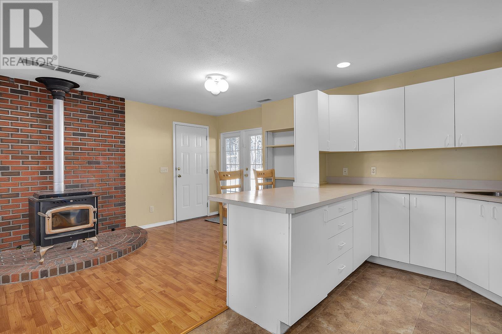 7992 Falcon Ridge Crescent, Kelowna, British Columbia  V1P 1J2 - Photo 37 - 10334503